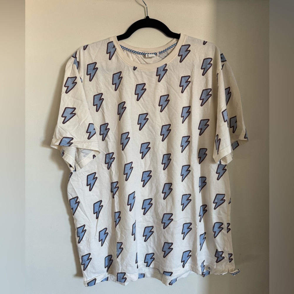 Men’s XL tee shirt